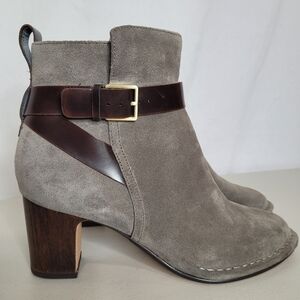 Clarks Cushion Spiced River Gray Suede Wooden Heeled Ankle Zip Boots - Size 8.5